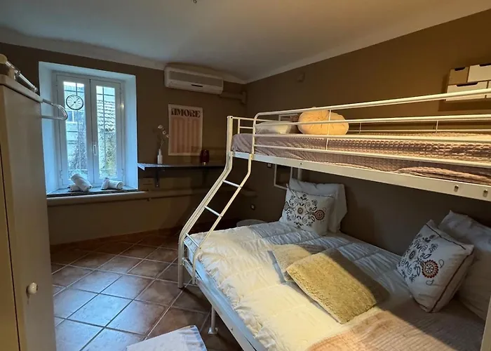 Nyaraló Wisteria Piemonte Prasco