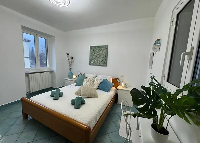 Wisteria Piemonte Nyaraló *